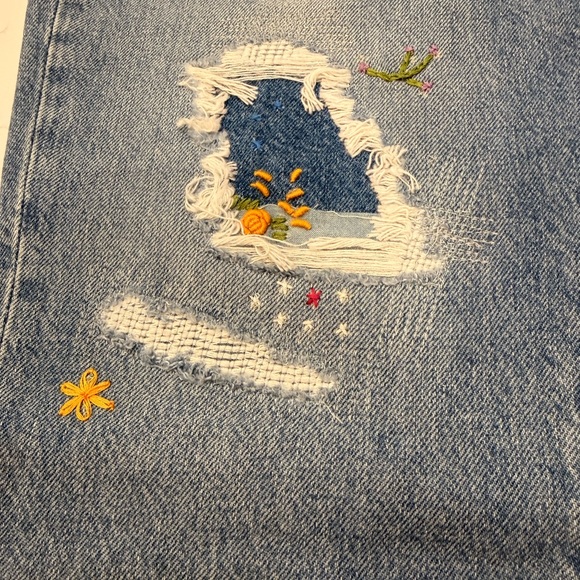 NWT – Polo Ralph Lauren – The Slim Taper Embroidered Jeans – Size 31 R - Picture 4 of 15